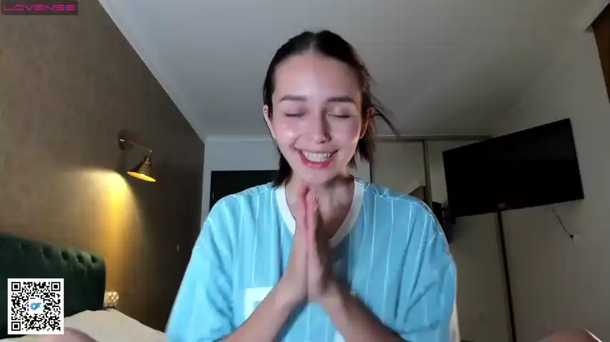 Oooops__ - Chaturbate Live Video Recording - 2025 03-08 24:13:32