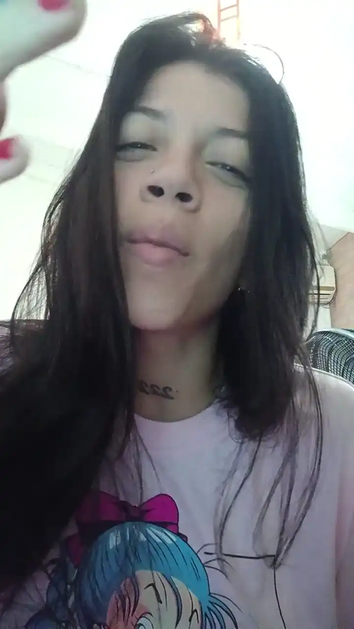 Paula2222 - Cam4 Live Video Recording - 2025 04-05 10:24:25