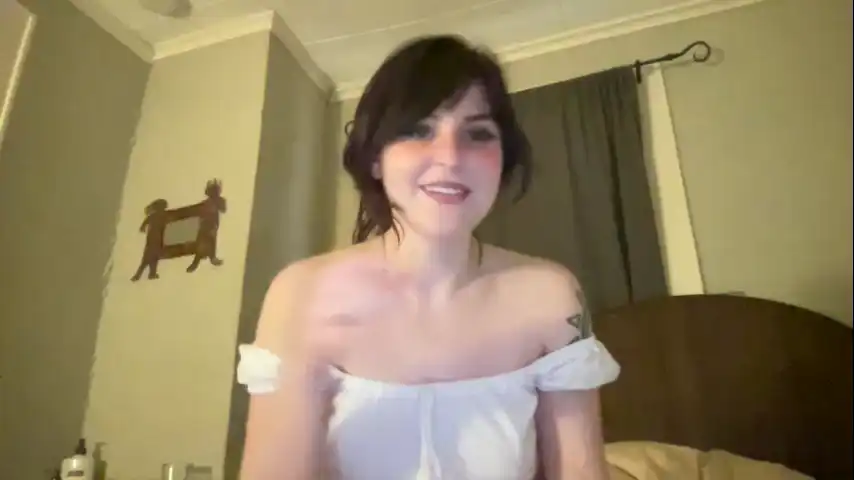 Petiteminxx - Chaturbate Live Video Recording - 2025 02-05 01:40:45