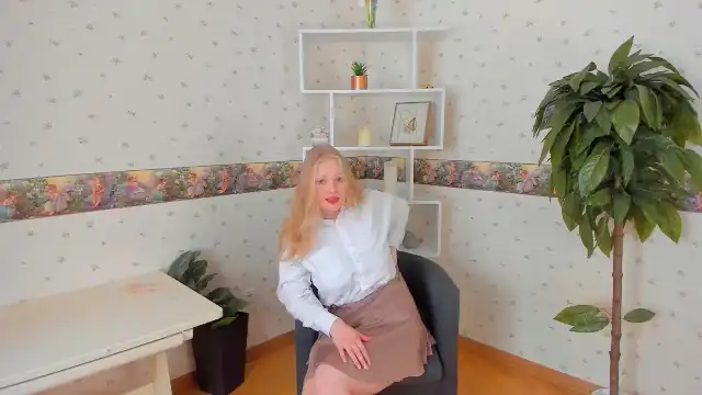 Petula-Hamm - Flirt4Free Live Video Recording - 2025 02-02 03:04:12