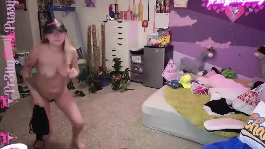 Pr3Ttyp1Nkpussy - Chaturbate Live Video Recording - 2025 02-08 24:30:26