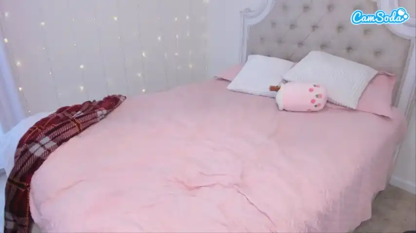 Queen-Sofie - Camsoda Live Video Recording - 2025 05-08 19:21:30