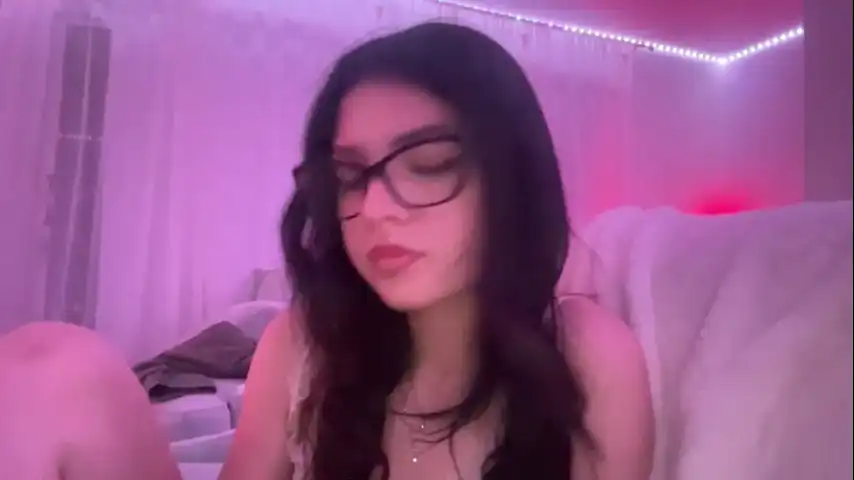 Samantha1282 - Chaturbate Live Video Recording - 2025 03-07 13:23:52