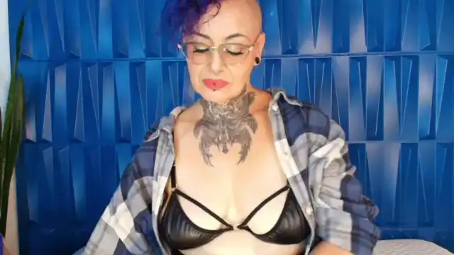 Sandy-Rosee - Flirt4Free Live Video Recording - 2025 05-01 16:04:38