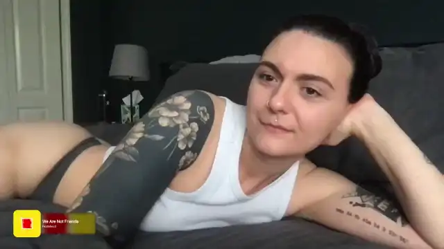 Serotonin - Myfreecams Live Video Recording - 2025 01-29 09:41:16