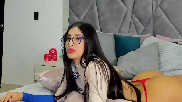 Sharon-Holland - Flirt4Free Free Video - 2025 02-09 14:02:04
