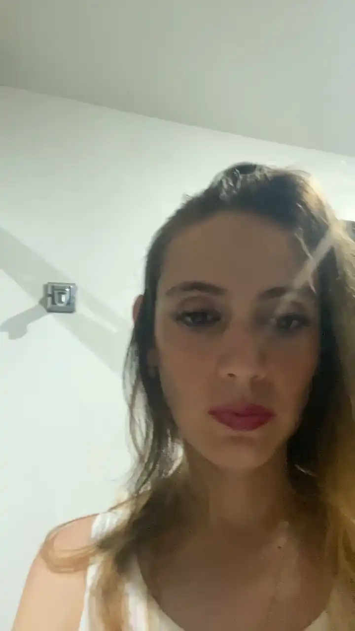 Skyblue24090S - Cam4 Free Video - 2025 05-05 18:37:49