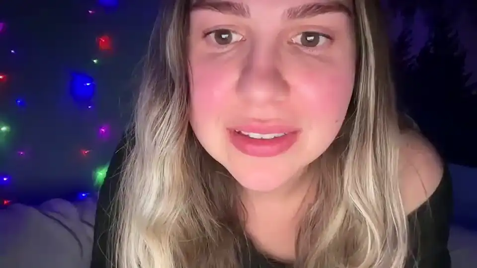 Skylarpeachy - Chaturbate Free Video - 2025 02-08 07:17:33