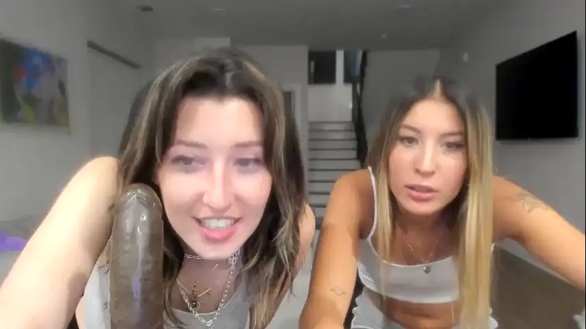 Sluttylilsister - Chaturbate Hot Show Video - 2025 01-13 01:42:30