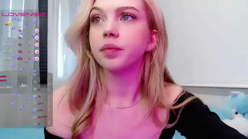 Small_Blondee - Chaturbate Record Video - 2025 04-11 25:14:26