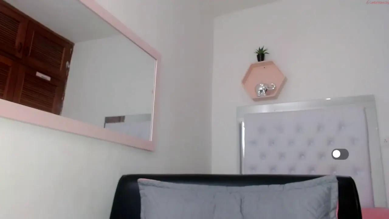 Lylycooper - Chaturbate Record Video - 2024 05-25 14:40:34