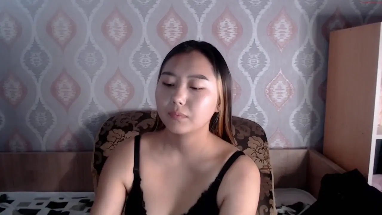 Reiko_Lee - Chaturbate Record Video - 2025 01-15 05:45:46