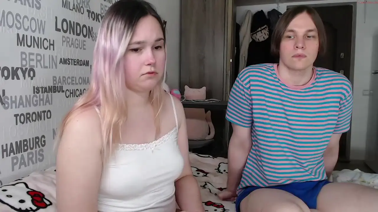 Effy_And_Jonathan - Chaturbate Record Video - 2025 01-22 16:23:34