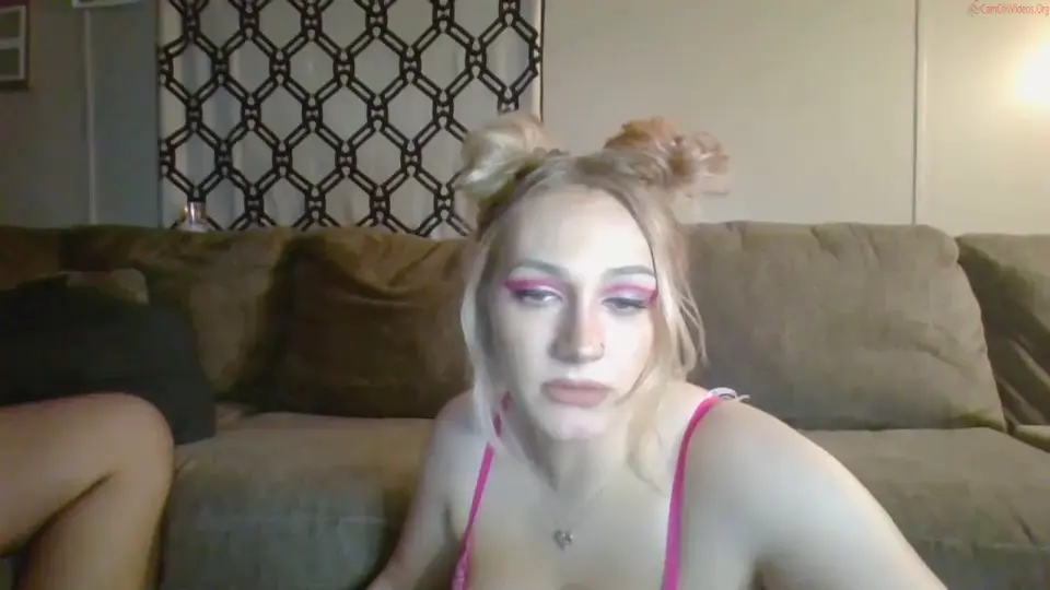 Jayslaypussy - Chaturbate Record Video - 2025 02-01 20:43:56